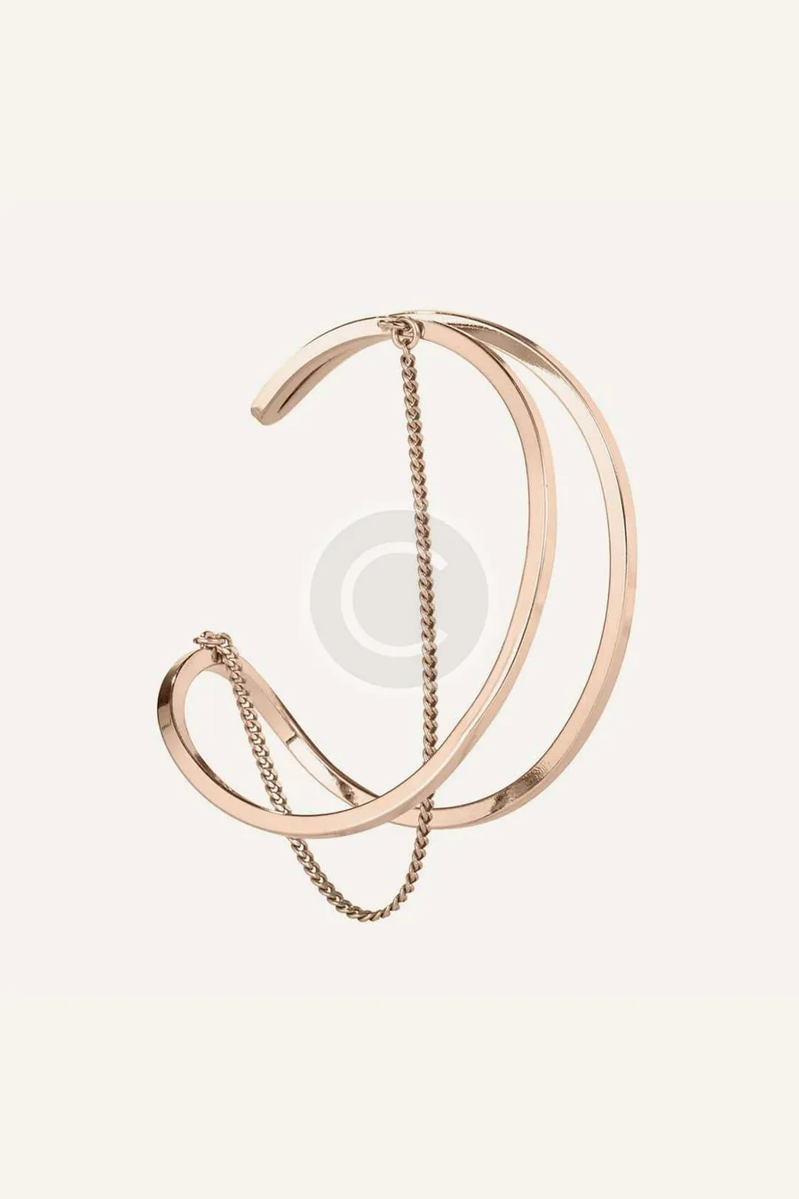 Brazalete dorado en alquiler en Bogotá